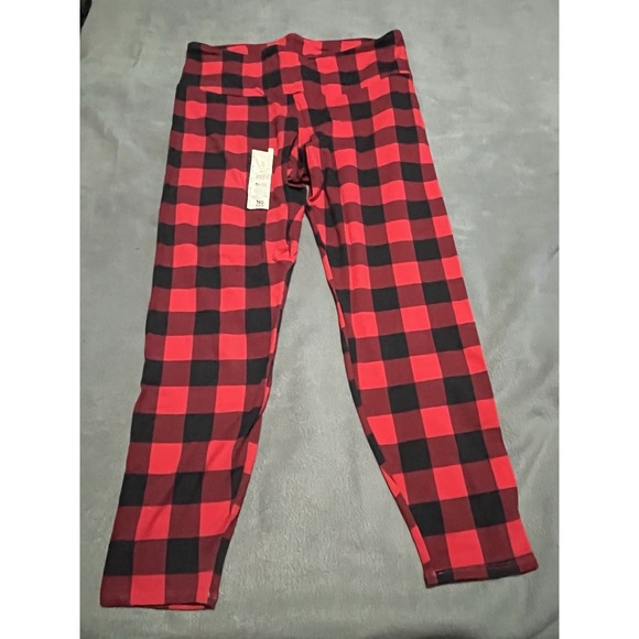 Plus XXL 20 No Boundaries NOBO Christmas Red Black Buffalo Plaid Leggings - Picture 1 of 8